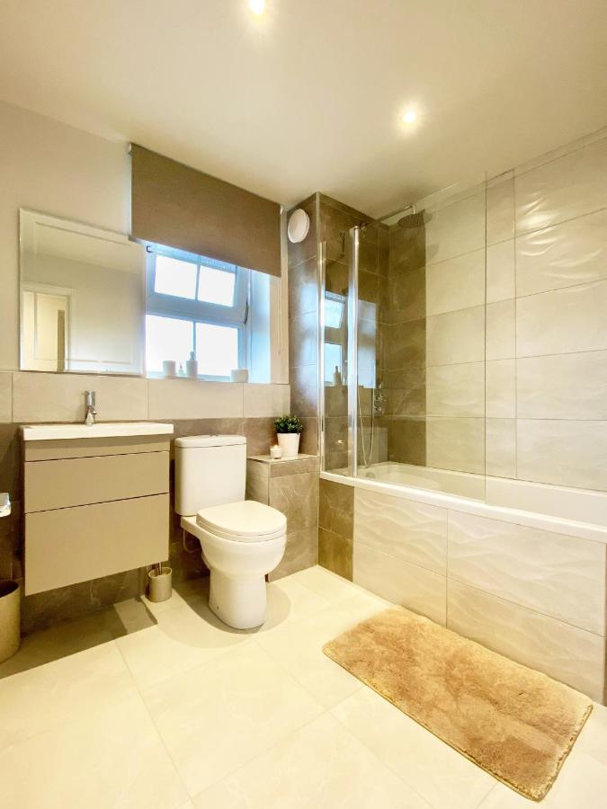 Perfect Central Location- 5 Minutes From Tower Bridge ! 8 Minutes Walk From Tube Londra Esterno foto